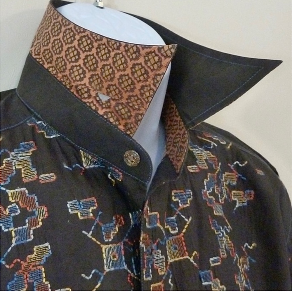 Robert Graham - Picture 4 of 7